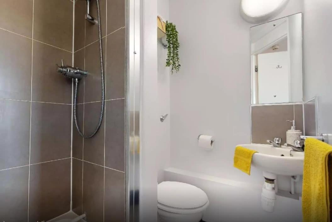 Iq Lambert House Манчестер Экстерьер фото